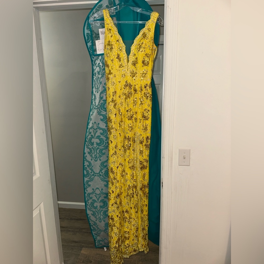Jonathan Kane - Dress